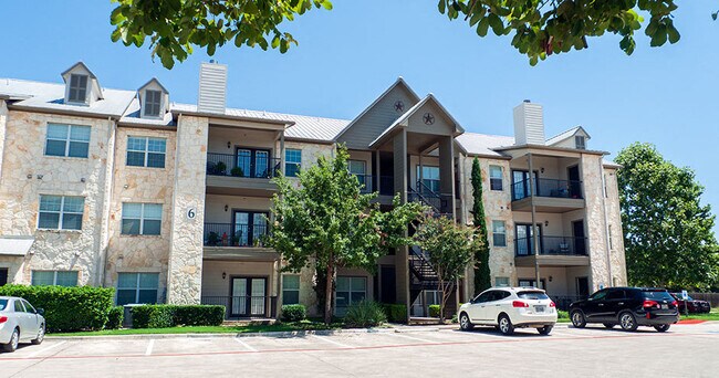 El bosque, Boerne, Texas - The Woodland Apartments