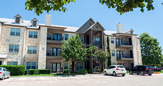 The Woodland, Boerne, Texas - The Woodland Apartments