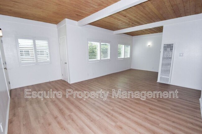 Foto del edificio - 420 W Linden Dr
