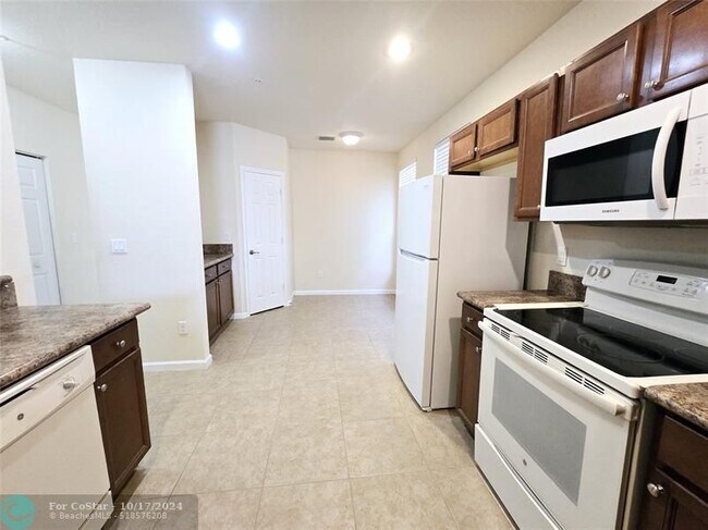 Building Photo - 4786 Monarch Way
