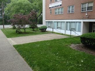 Primary Photo - River Plaza