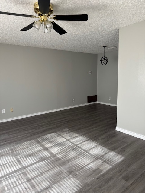 Building Photo - 1503 E 22nd St