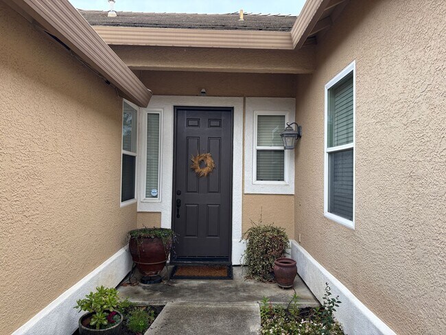 Foto del edificio - Lakeside Community Beauty