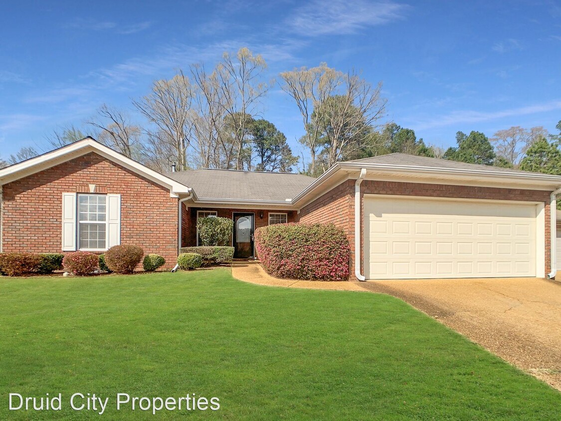 Primary Photo - 3 br, 2 bath House - 2230 Cross Creek Drive