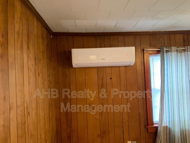 Foto del edificio - 712 Staley St