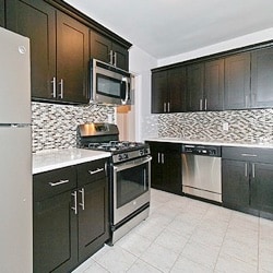 Primary Photo - 8611 Whitney Ave