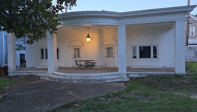 Foto del edificio - 606 Sunset Ave