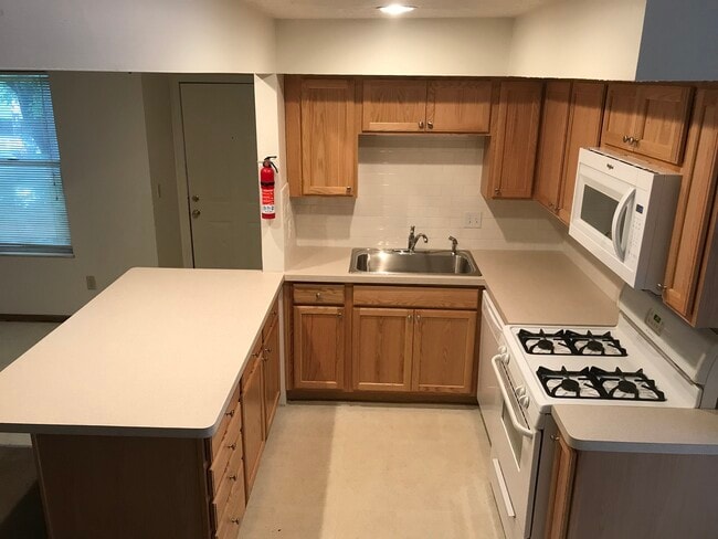 Building Photo - 67 Chittenden Ave