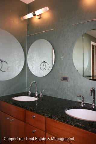 2 br, 2.5 bath House - 100 Gold Ave #404 - 4