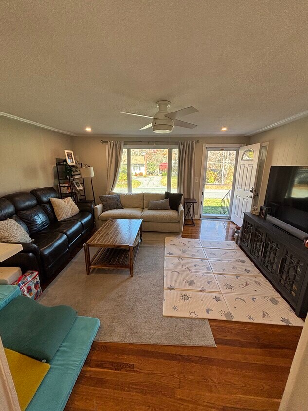 Foto principal - 5 Meadow Ln