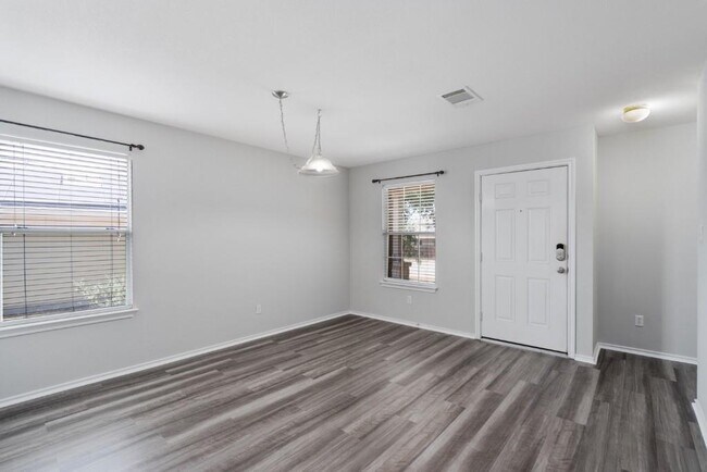Building Photo - 142 Jack Rabbit Ln