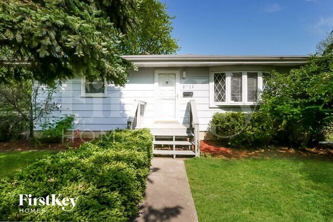 Building Photo - 2721 Gilboa Avenue