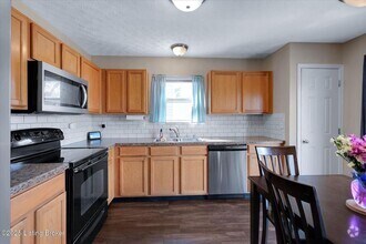 Building Photo - 9700 River Trail Dr