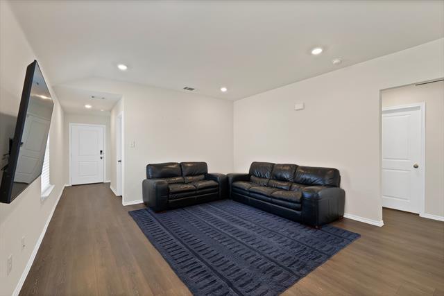 Foto del edificio - 3114 Pr Hl Grv