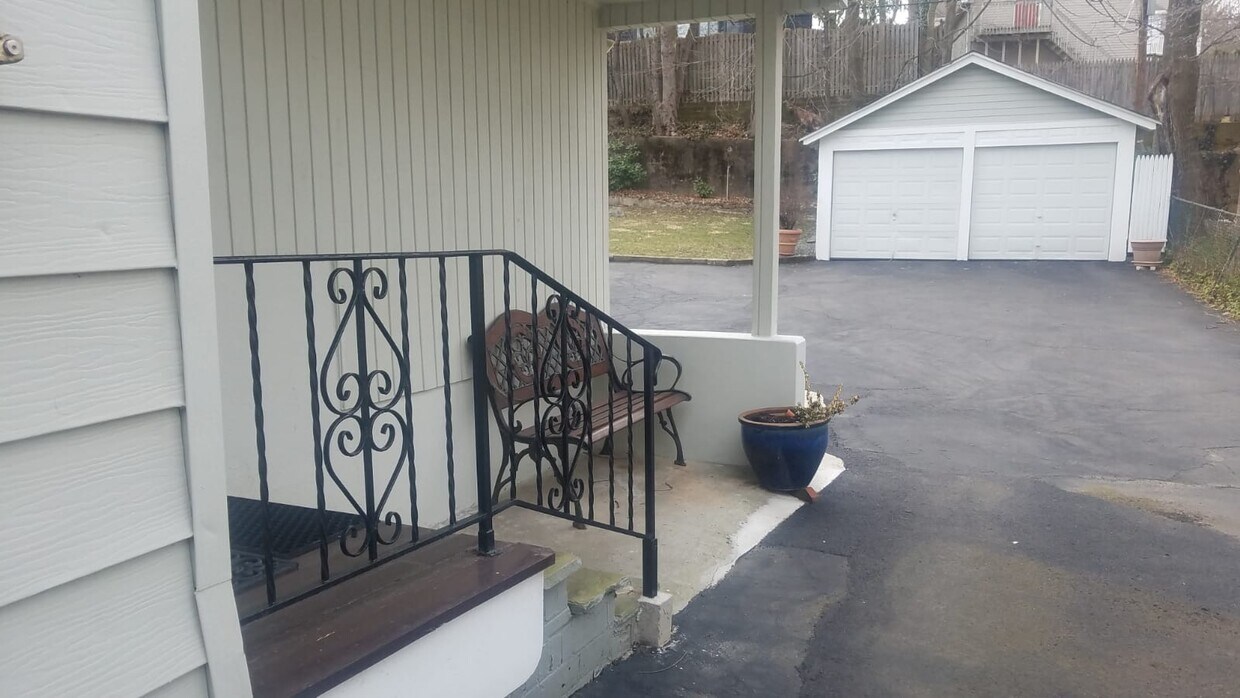 35 Gates Ave, Montclair, NJ 07042 House Rental in Montclair, NJ