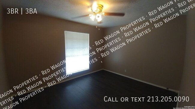 Foto del edificio - 6605 Spring Hurst Dr