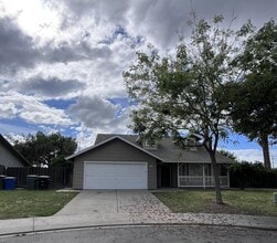 Building Photo - 3401 Cassie Ln