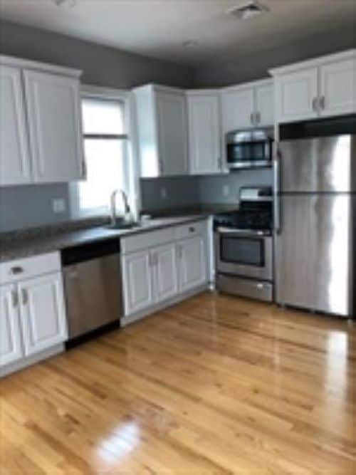 Kitchen - 645 E 6th St