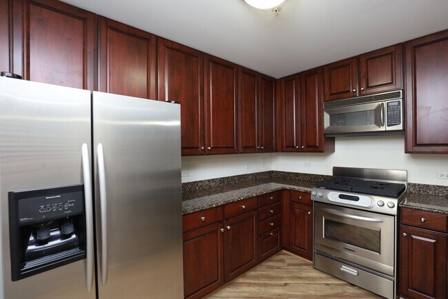 Foto del edificio - 420 E Waterside Dr