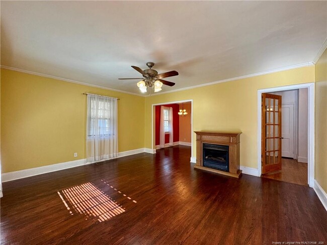 Foto del edificio - 705 McPherson Ave