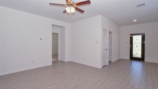 Building Photo - 23007 True Fortune Dr