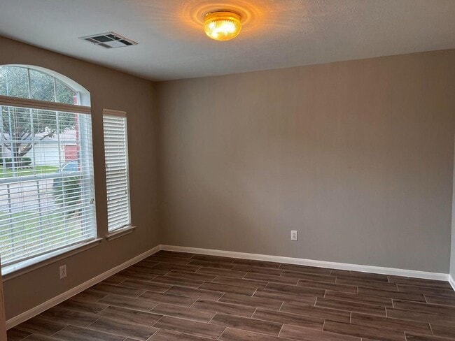 Building Photo - 4615 Shane Creek Ln