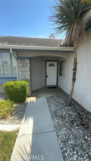 Building Photo - 41146 Lorient Ct