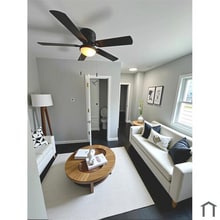 Building Photo - 3860 E 72nd St