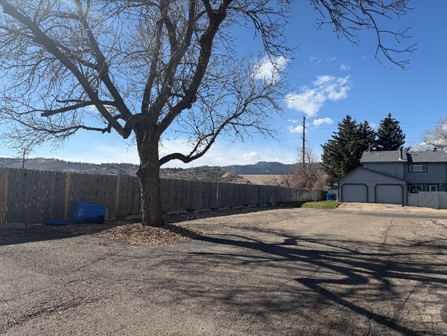 Foto del edificio - 3025 W Stuart St