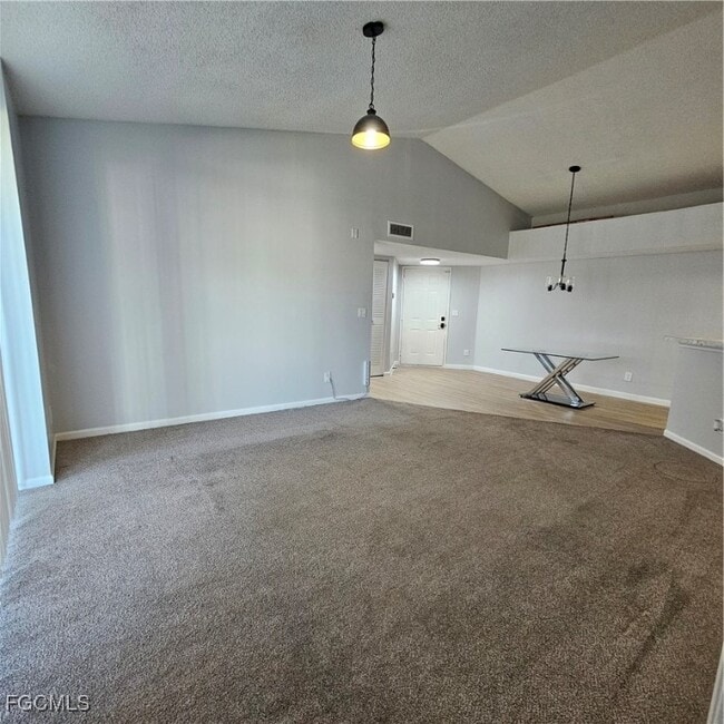 Foto del edificio - 13505 Eagle Ridge Dr