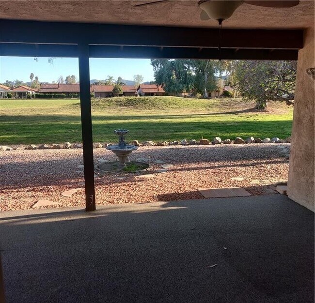 Foto del edificio - 1955 Silver Oak Way