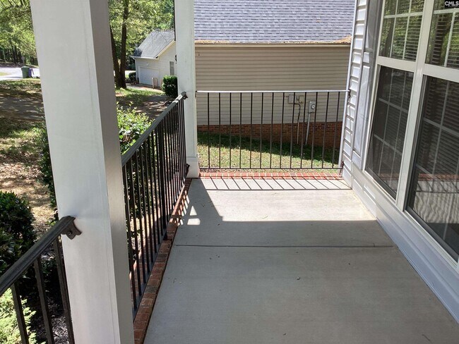 Building Photo - 408 Planters Row Dr