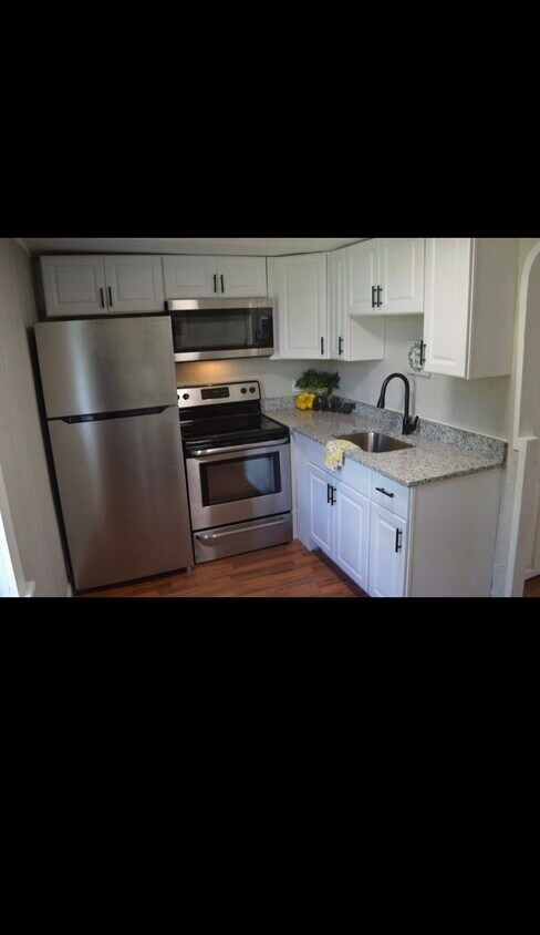 Primary Photo - 54 Leicester St