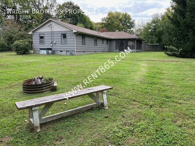 Building Photo - 4709 Lonas Dr