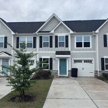 Building Photo - 245 Scenic Rd