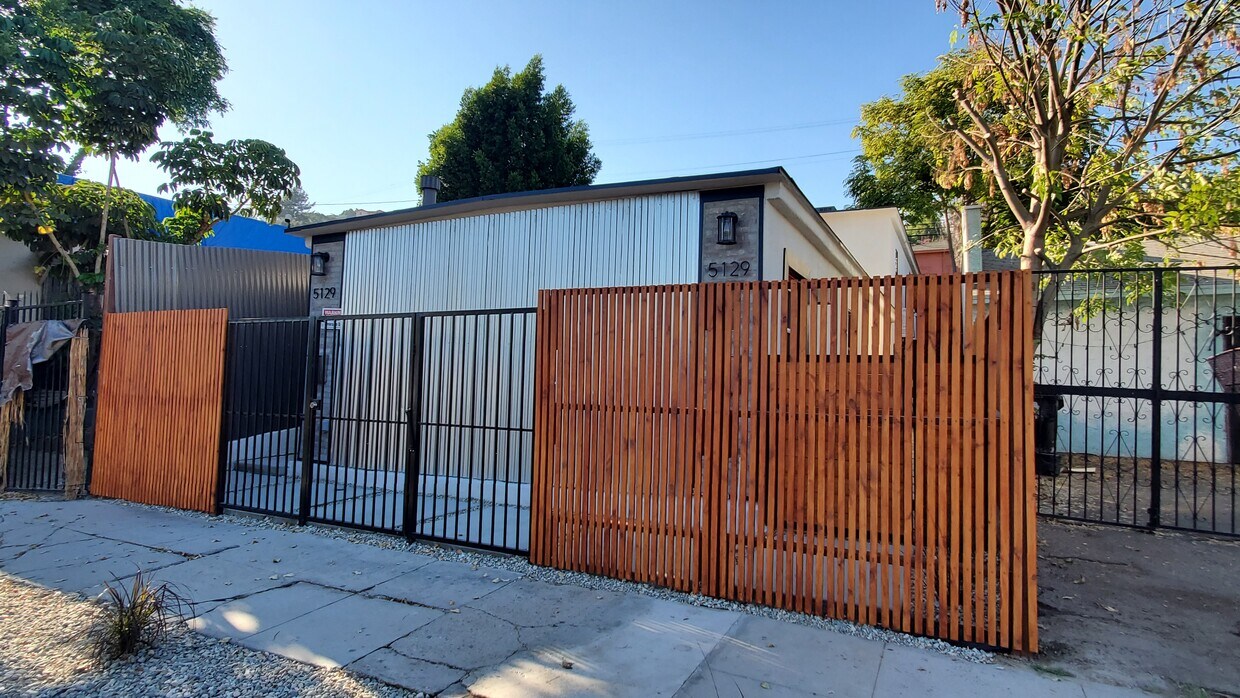 Primary Photo - 5129 Alhambra Ave