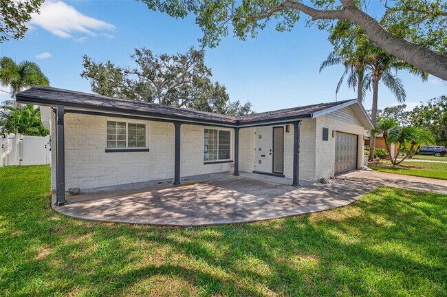 Foto del edificio - 3927 Helena St NE