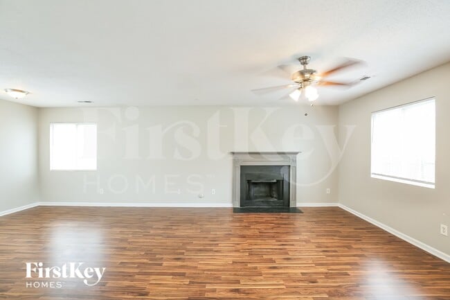 Building Photo - 5715 Waterpoint Dr