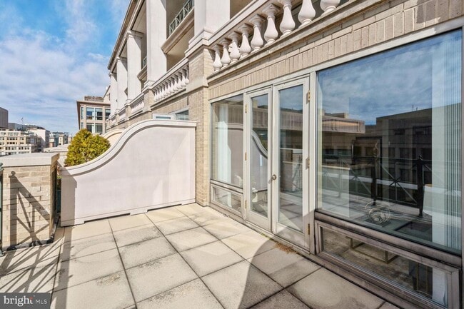 Building Photo - 801 Pennsylvania Avenue NW
