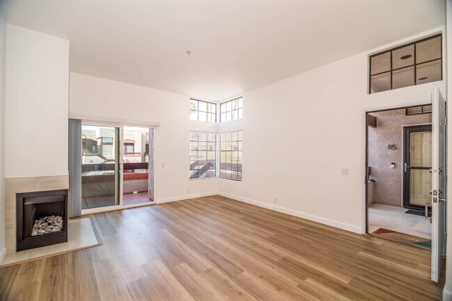 Foto del edificio - 2601 S Broadmoor Dr