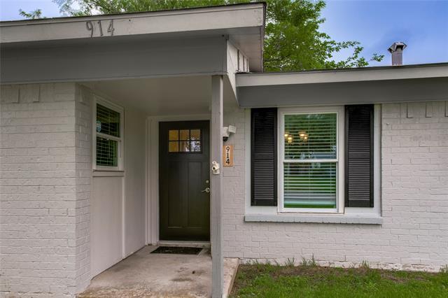 Foto del edificio - 914 Meadow Mead Dr