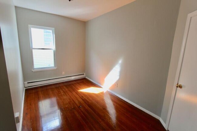 Building Photo - 4 bedroom in Revere MA 02151