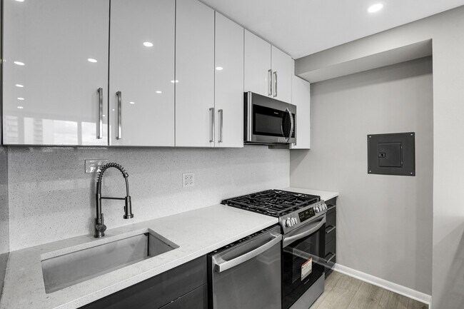 Foto del edificio - 3950 N Lake Shore Dr
