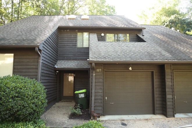 Primary Photo - 2 Bedroom Townhouse Available in July