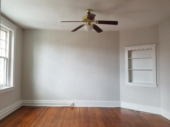 Living Room - 2711 Hanover Ave