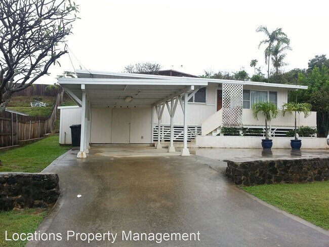 Building Photo - 3 br, 1 bath House - 1348 Nanialii Street