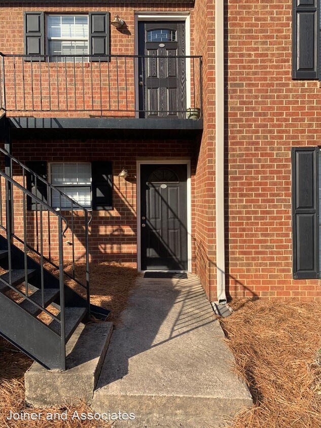 2 br, 2 bath House 1055 Baxter Street House for Rent in Athens, GA