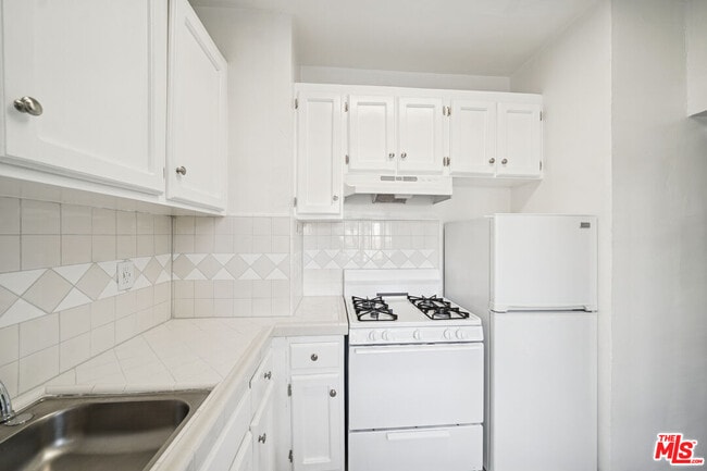 Foto del edificio - 1267 Vin Scully Ave