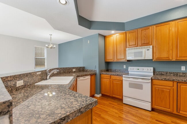 Photo - 1755 Emerson St Townhome