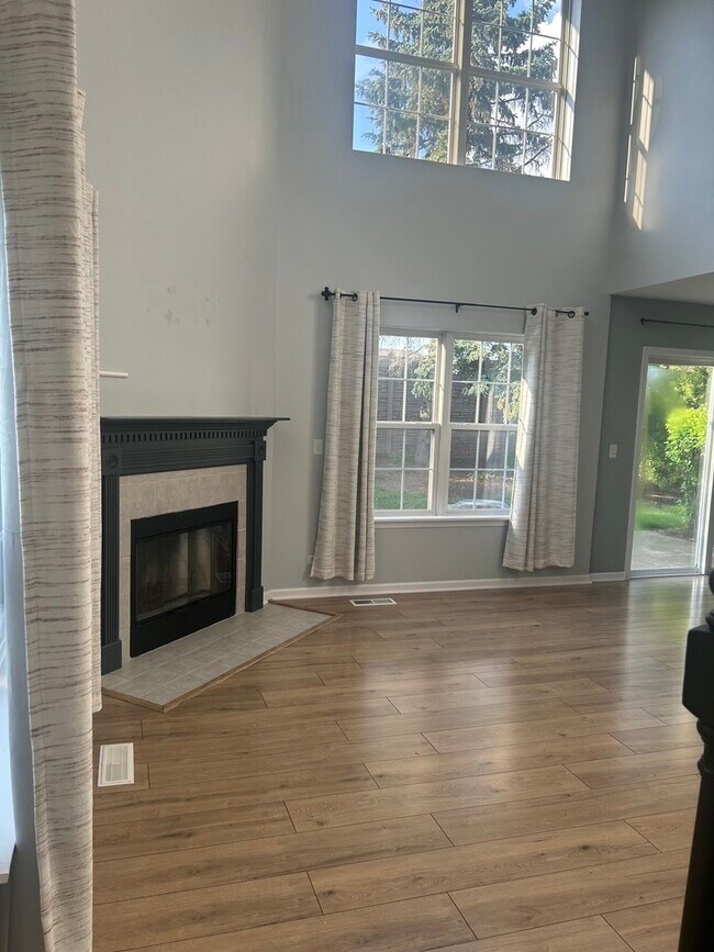 Foto del edificio - 3021 Serenity Ln